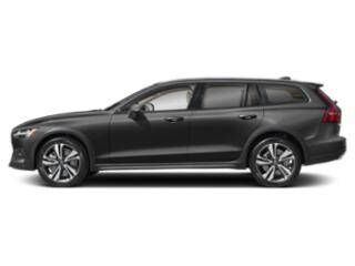 2023 VOLVO V60CC