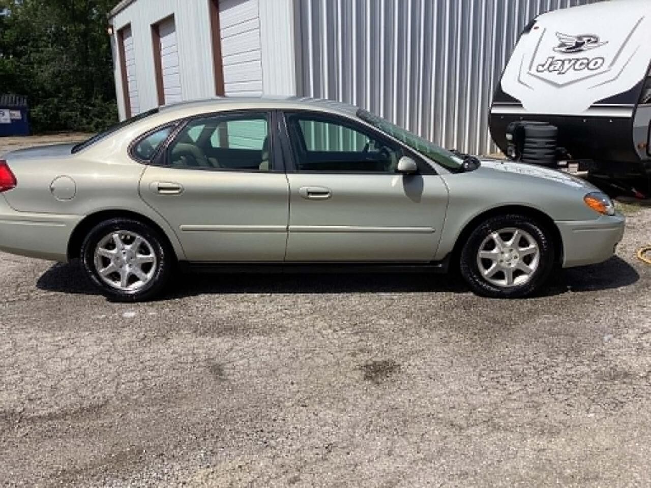 2007 FORD Taurus