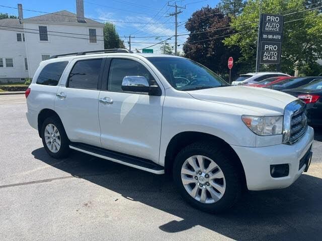 2015 TOYOTA Sequoia