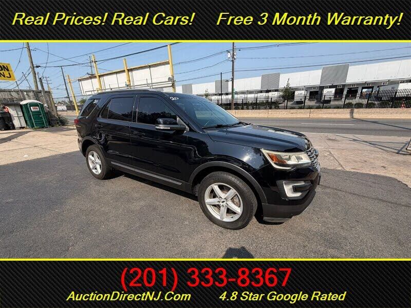 2017 FORD Explorer