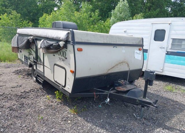 2014 FOREST RIVER Premier