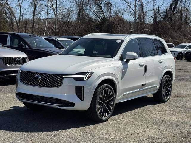 2026 VOLVO XC90