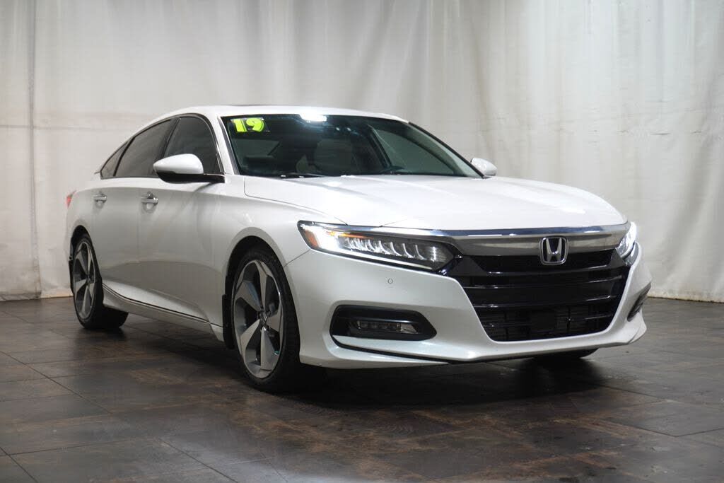 2019 HONDA Accord