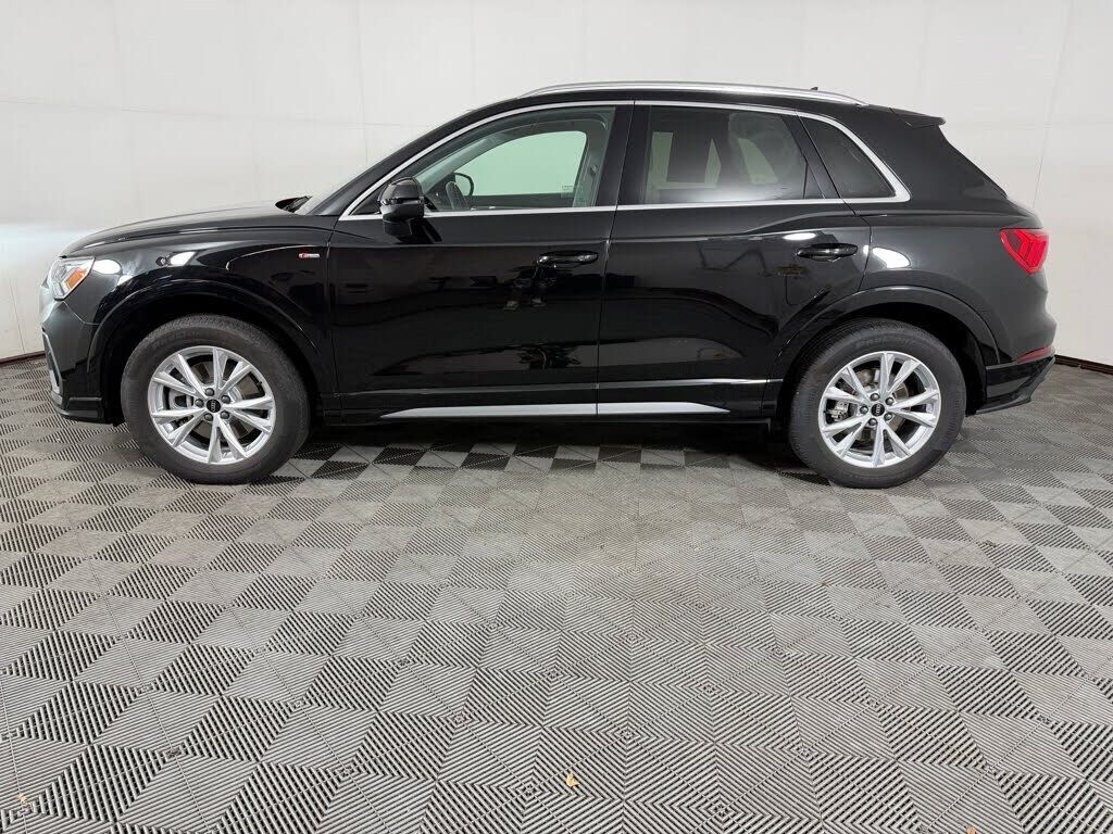 2023 Audi Q3
