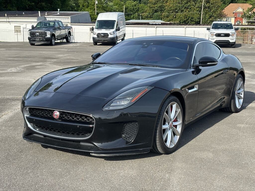 2019 JAGUAR F-Type