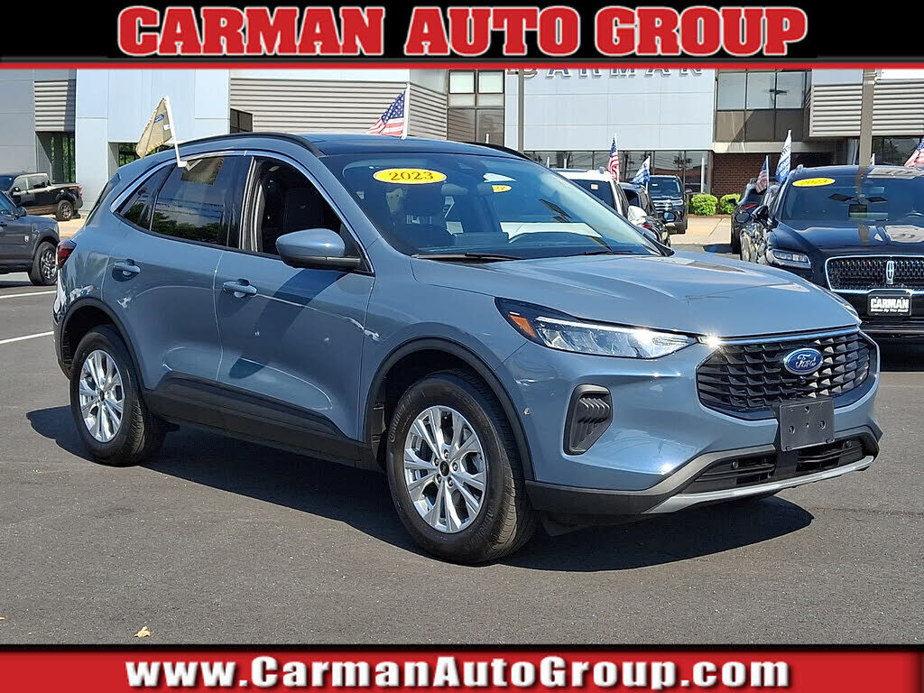2023 FORD Escape
