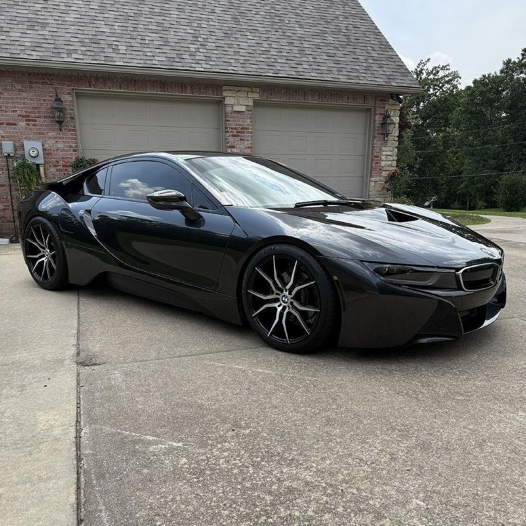 2015 BMW i8