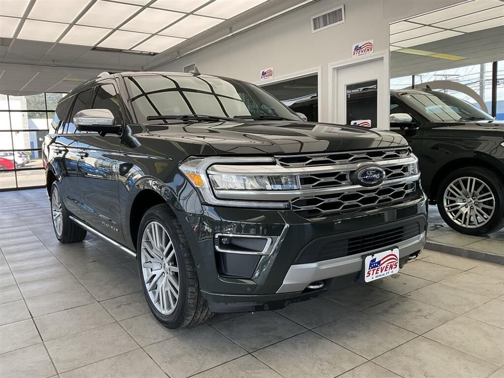 2022 FORD Expedition