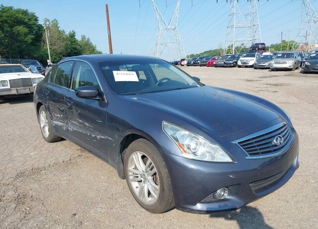 2011 INFINITI G37