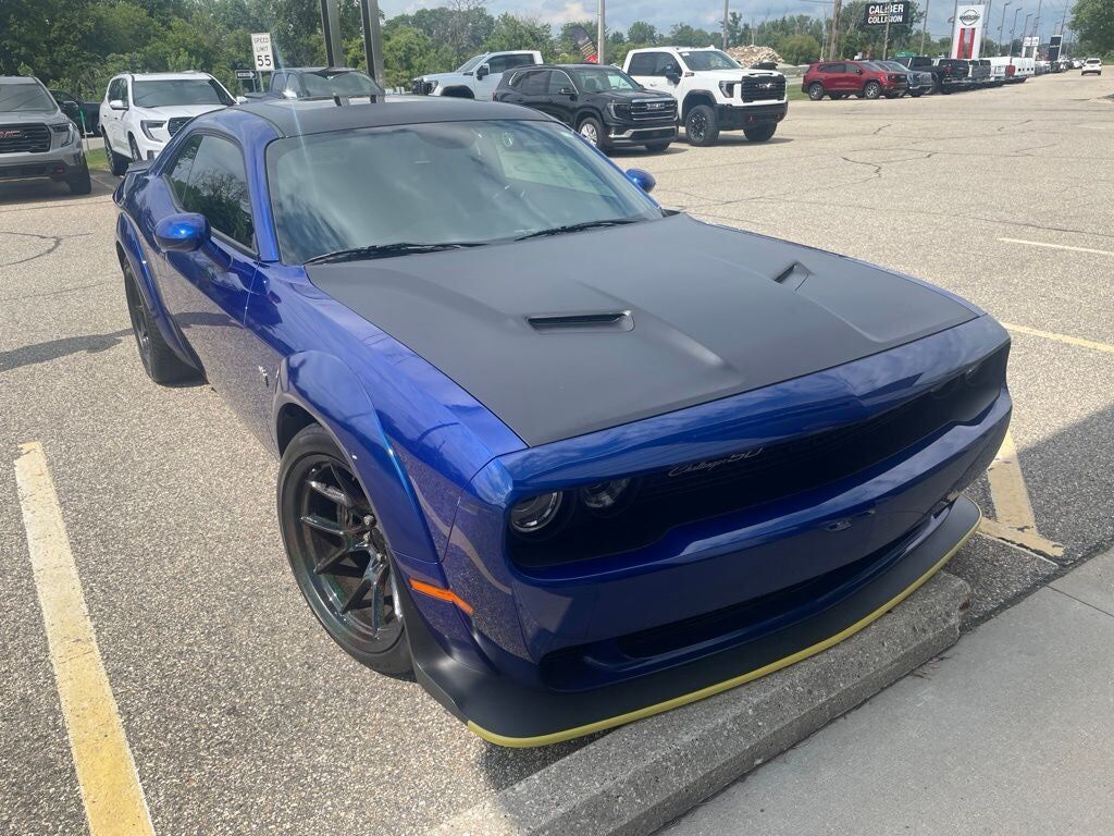 2020 DODGE Challenger