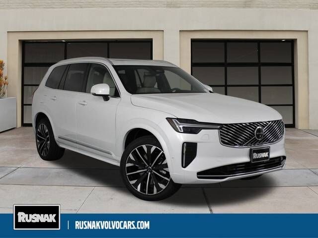 2026 VOLVO XC90