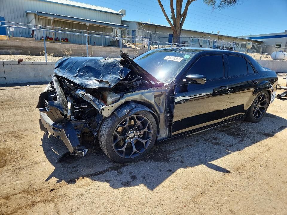2019 CHRYSLER 300
