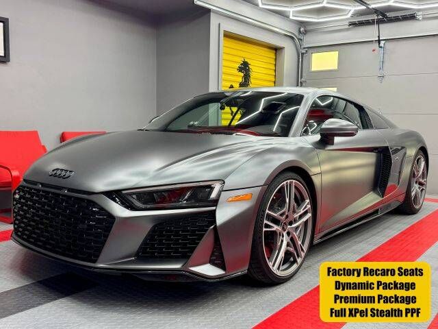 2023 AUDI R8