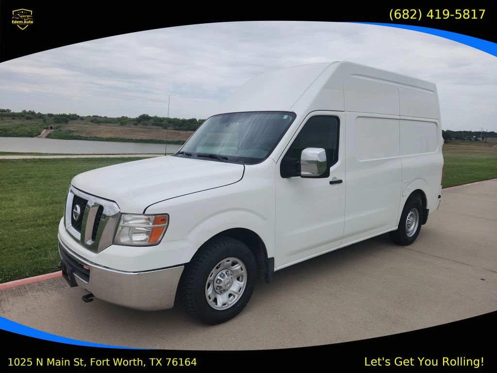 2013 NISSAN NV