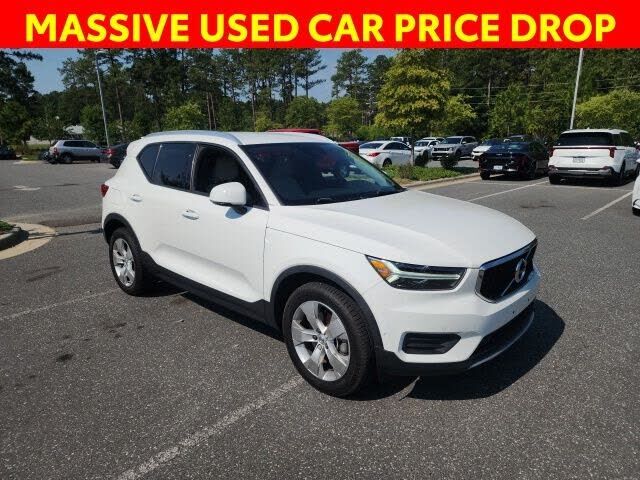 2019 VOLVO XC40