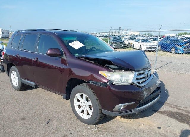 2012 TOYOTA Highlander