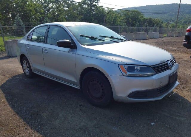 2012 VOLKSWAGEN Jetta