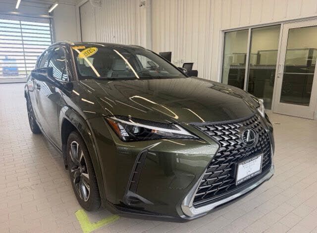 2025 LEXUS UX