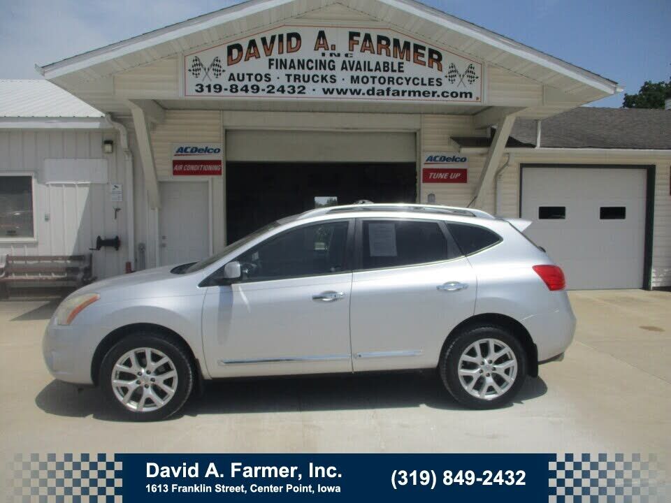 2012 NISSAN Rogue
