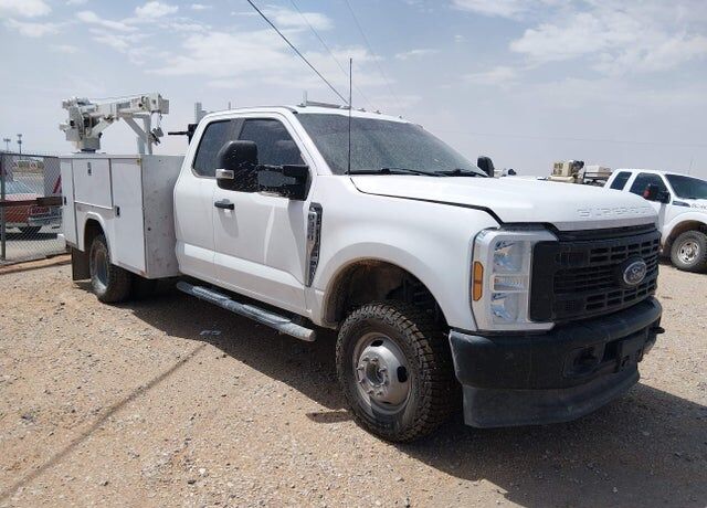 2024 FORD F-350