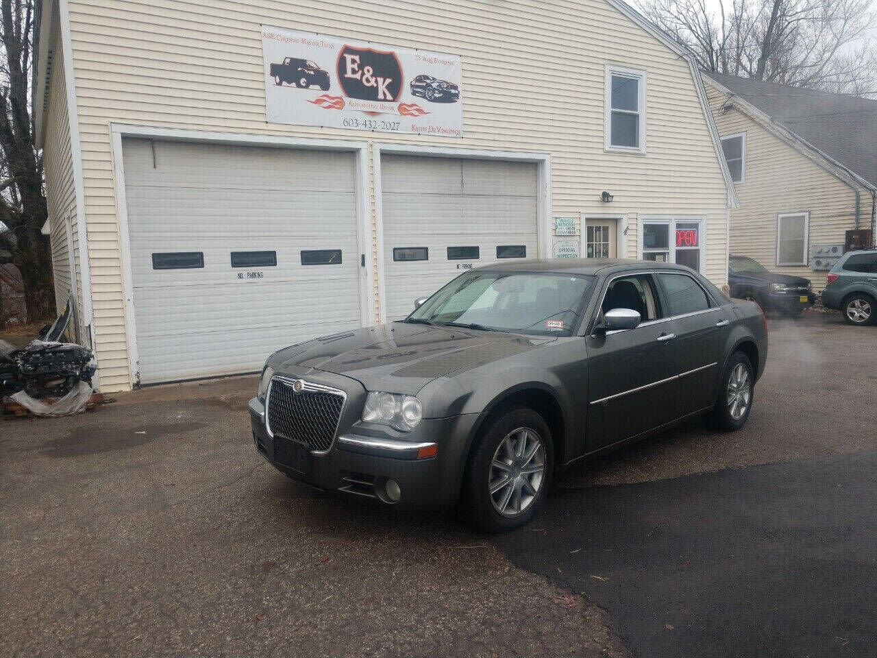 2010 CHRYSLER 300C