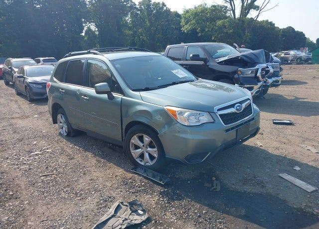 2014 SUBARU Forester