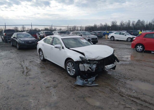 2014 LEXUS ES