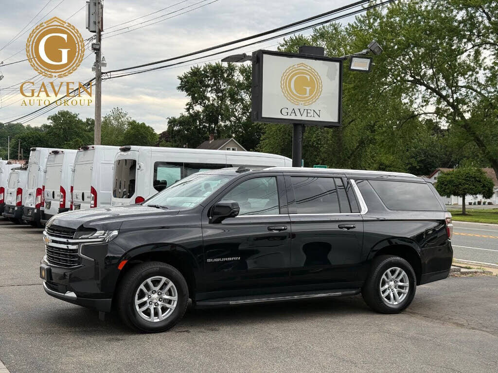 2023 CHEVROLET Suburban