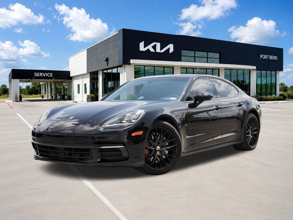 2020 PORSCHE Panamera