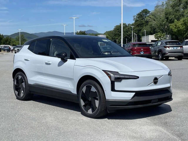 2026 VOLVO EX30