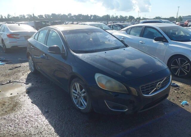 2013 VOLVO S60