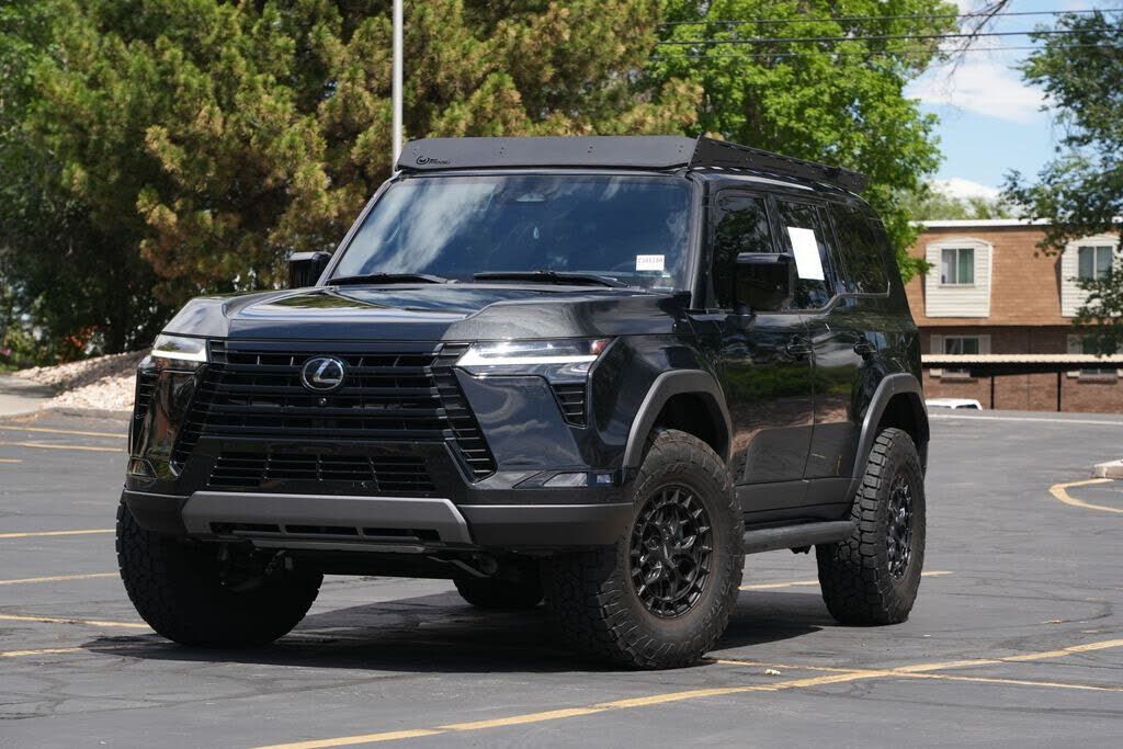 2024 LEXUS GX