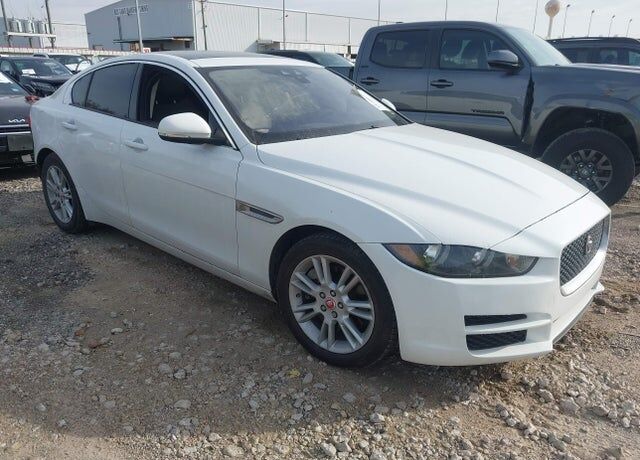 2018 JAGUAR XE