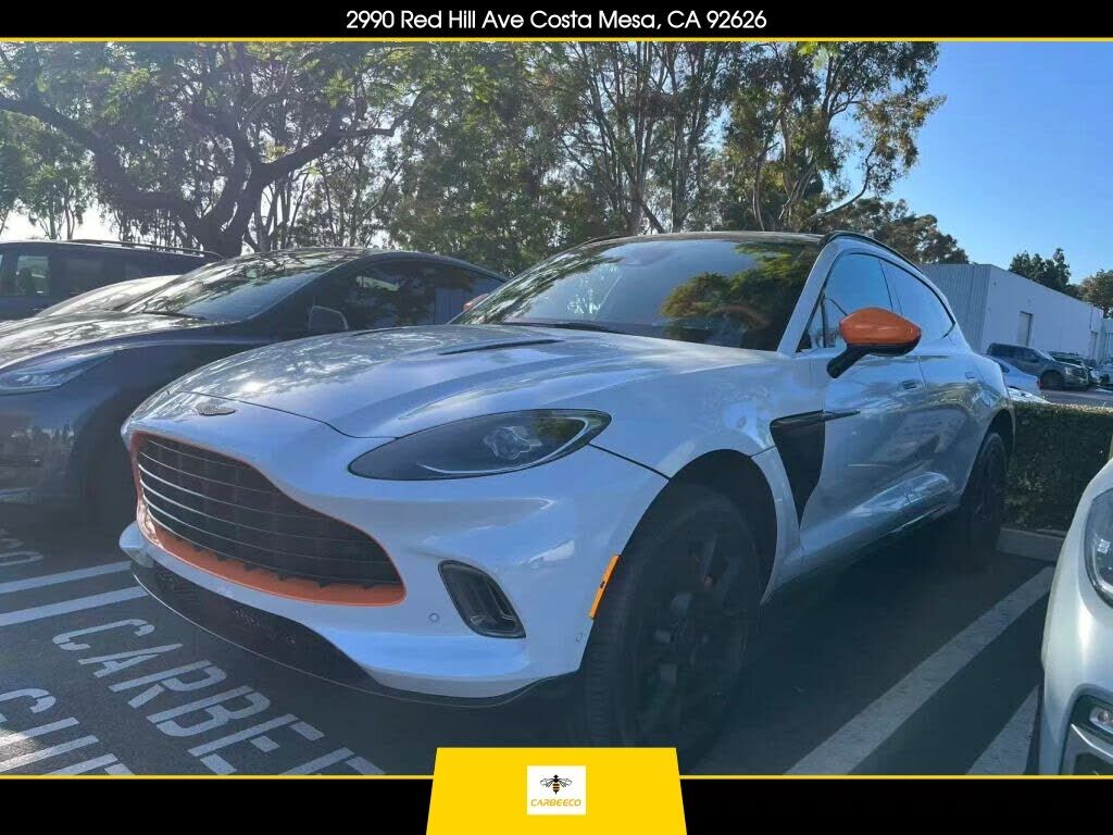 2021 ASTON MARTIN DBX