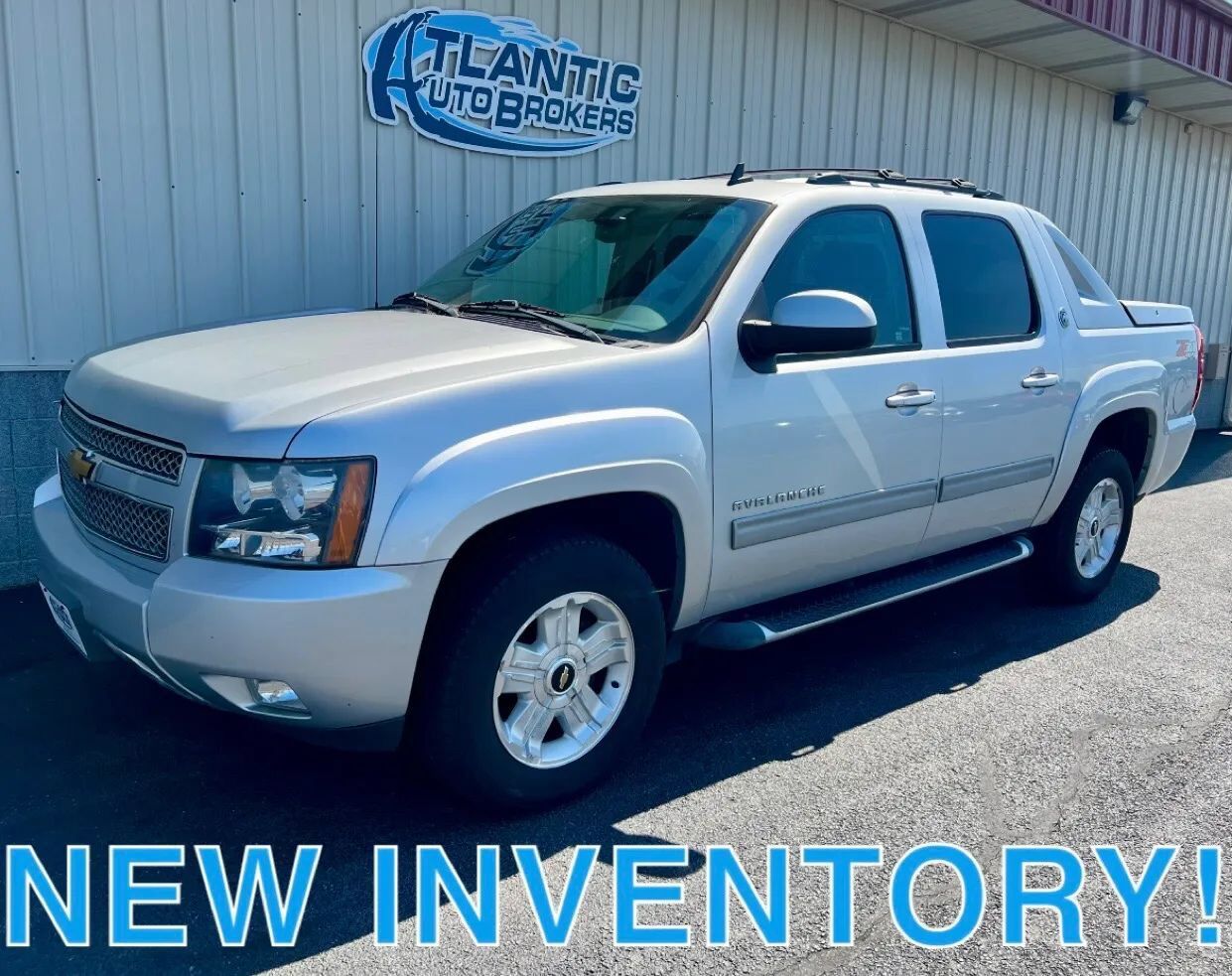 2013 CHEVROLET Avalanche