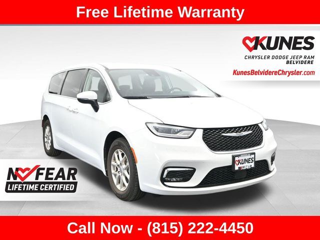 2023 CHRYSLER Pacifica