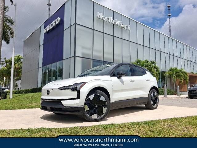 2026 VOLVO EX30