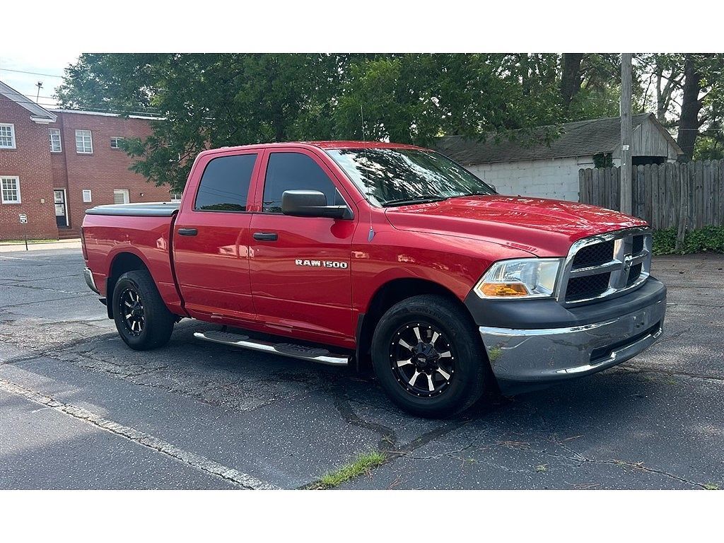 2012 DODGE Ram
