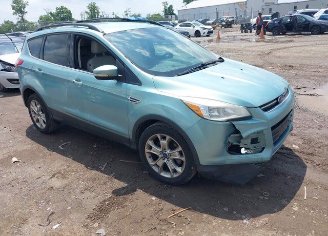 2013 FORD Escape