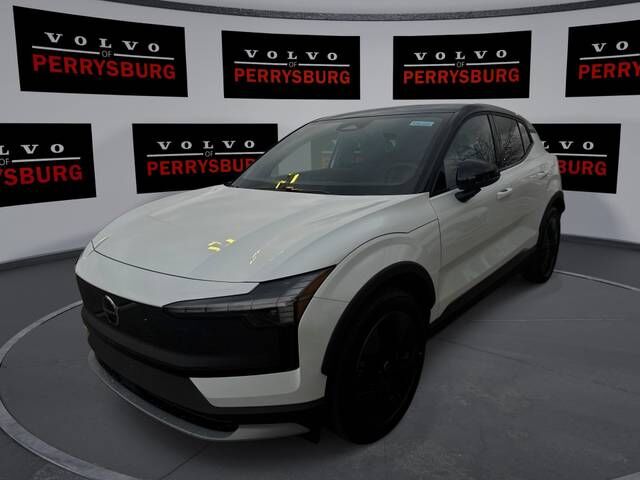 2026 VOLVO EX30 CC