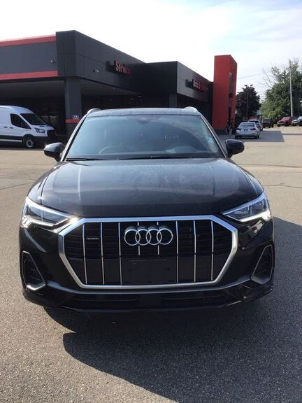 2023 Audi Q3