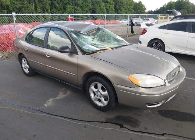 2006 FORD Taurus