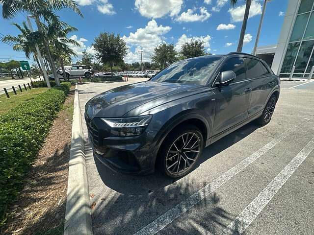 2021 Audi Q8