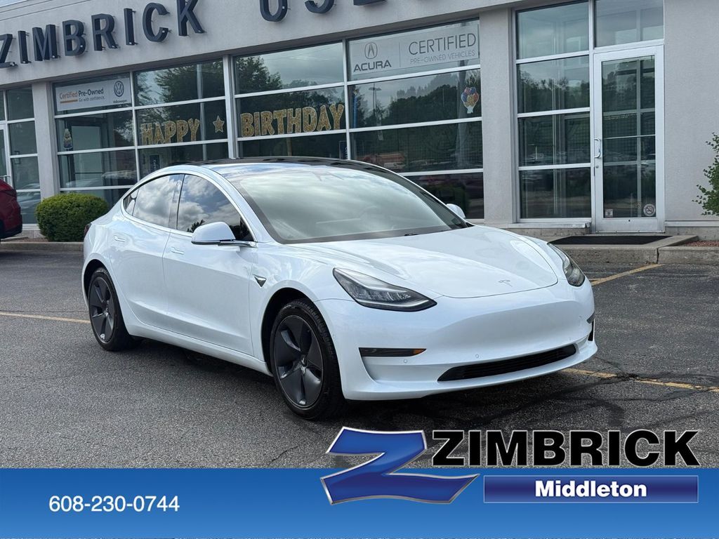 2020 TESLA Model 3