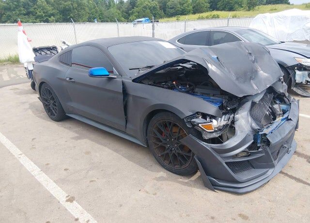 2017 FORD Mustang
