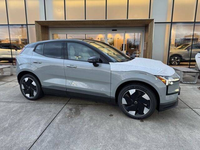 2025 VOLVO EX30