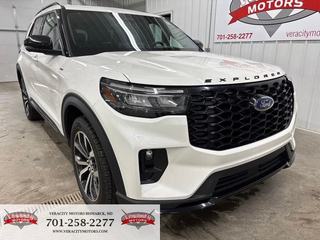 2025 FORD Explorer