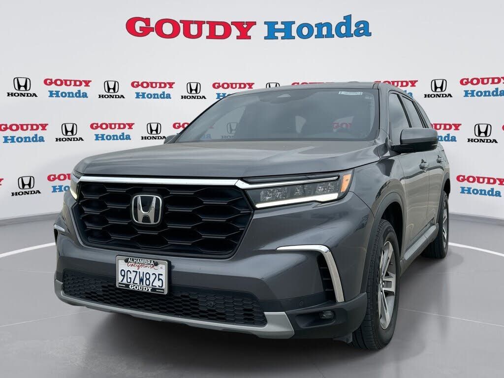 2023 HONDA Pilot