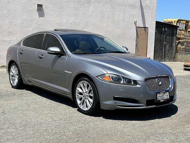 2013 JAGUAR XF