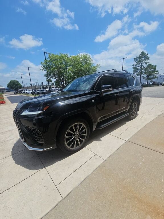 2024 LEXUS LX